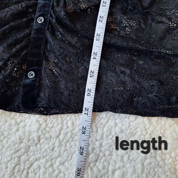 Lane Bryant Black Lace Button Front Top Size 20 Sheer Ruched Blouse Velvet Trim - Picture 13 of 14